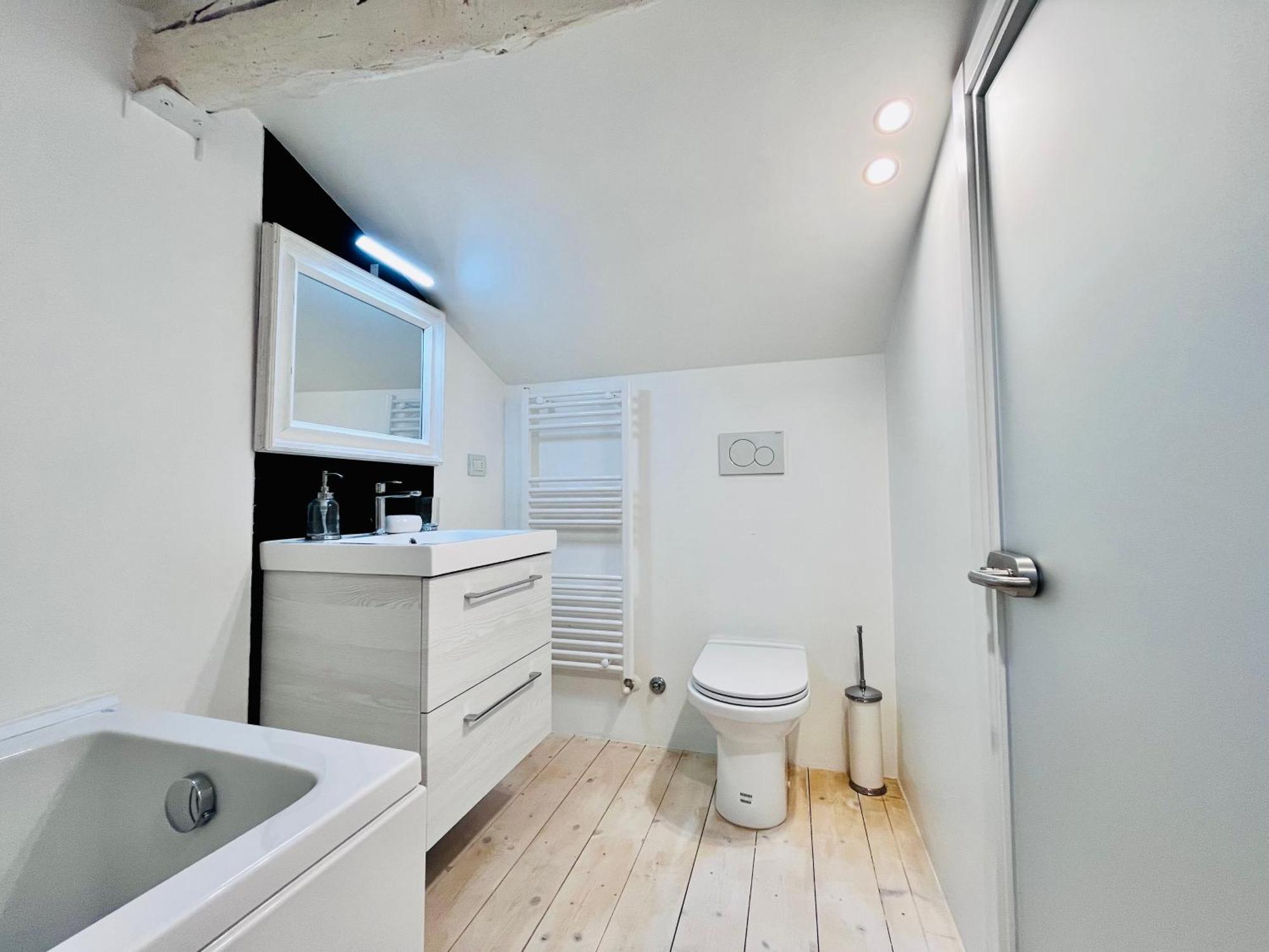 Riverside Loft Navigli - Spacious Two-Bedroom Apartment Mailand Exterior foto