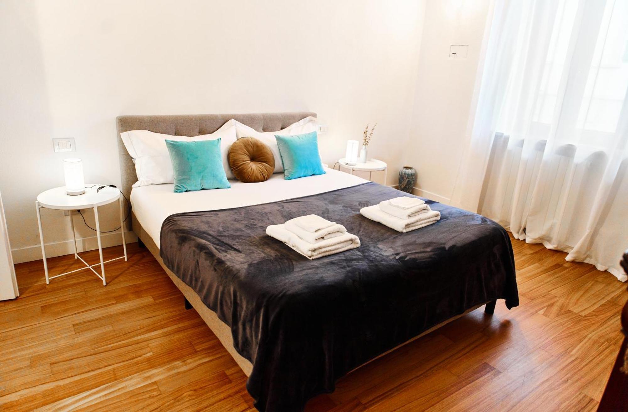 Riverside Loft Navigli - Spacious Two-Bedroom Apartment Mailand Exterior foto