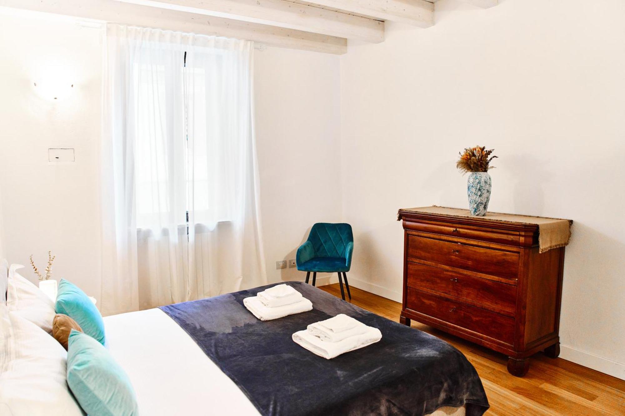 Riverside Loft Navigli - Spacious Two-Bedroom Apartment Mailand Exterior foto