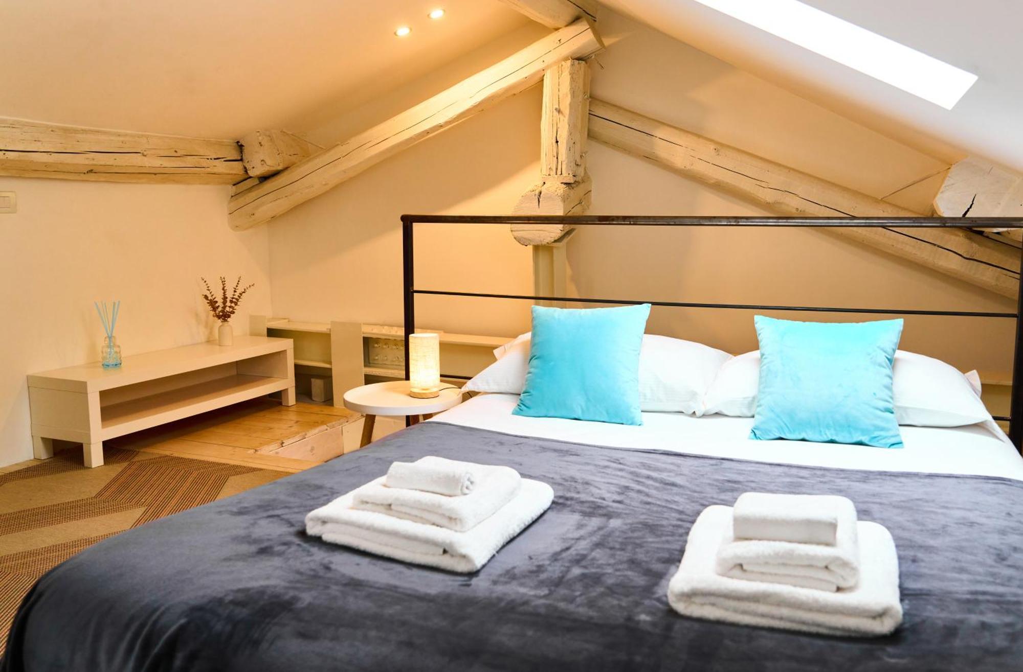 Riverside Loft Navigli - Spacious Two-Bedroom Apartment Mailand Exterior foto